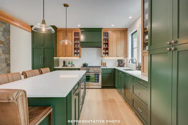 $1,950,000 | 7 Black Diamond Road, Unit 2, Conway, NH 03860