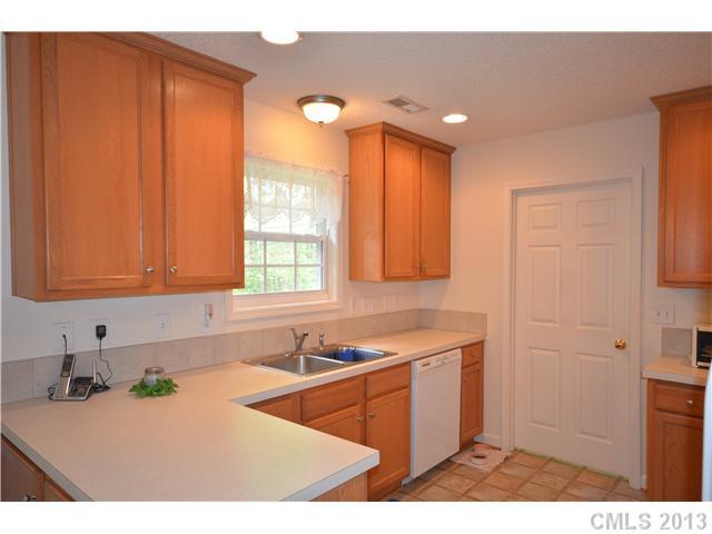 7808 Radin Road Waxhaw, NC 28173 - Photo 4 of 11 Gallery Image 4