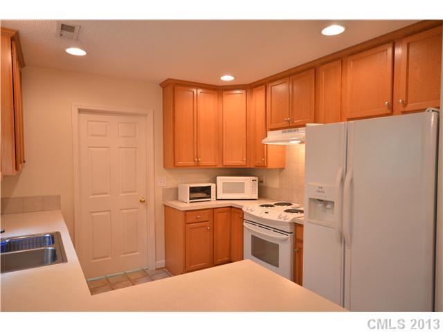 7808 Radin Road Waxhaw, NC 28173 - Photo 5 of 11 Gallery Image 5