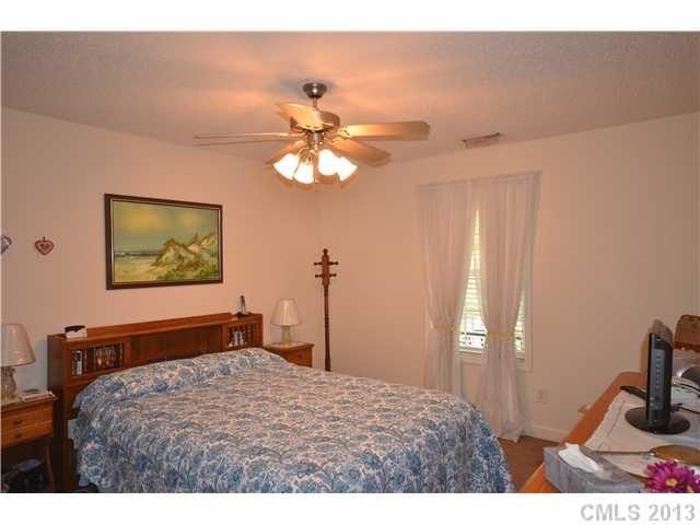 7808 Radin Road Waxhaw, NC 28173 - Photo 6 of 11 Gallery Image 6