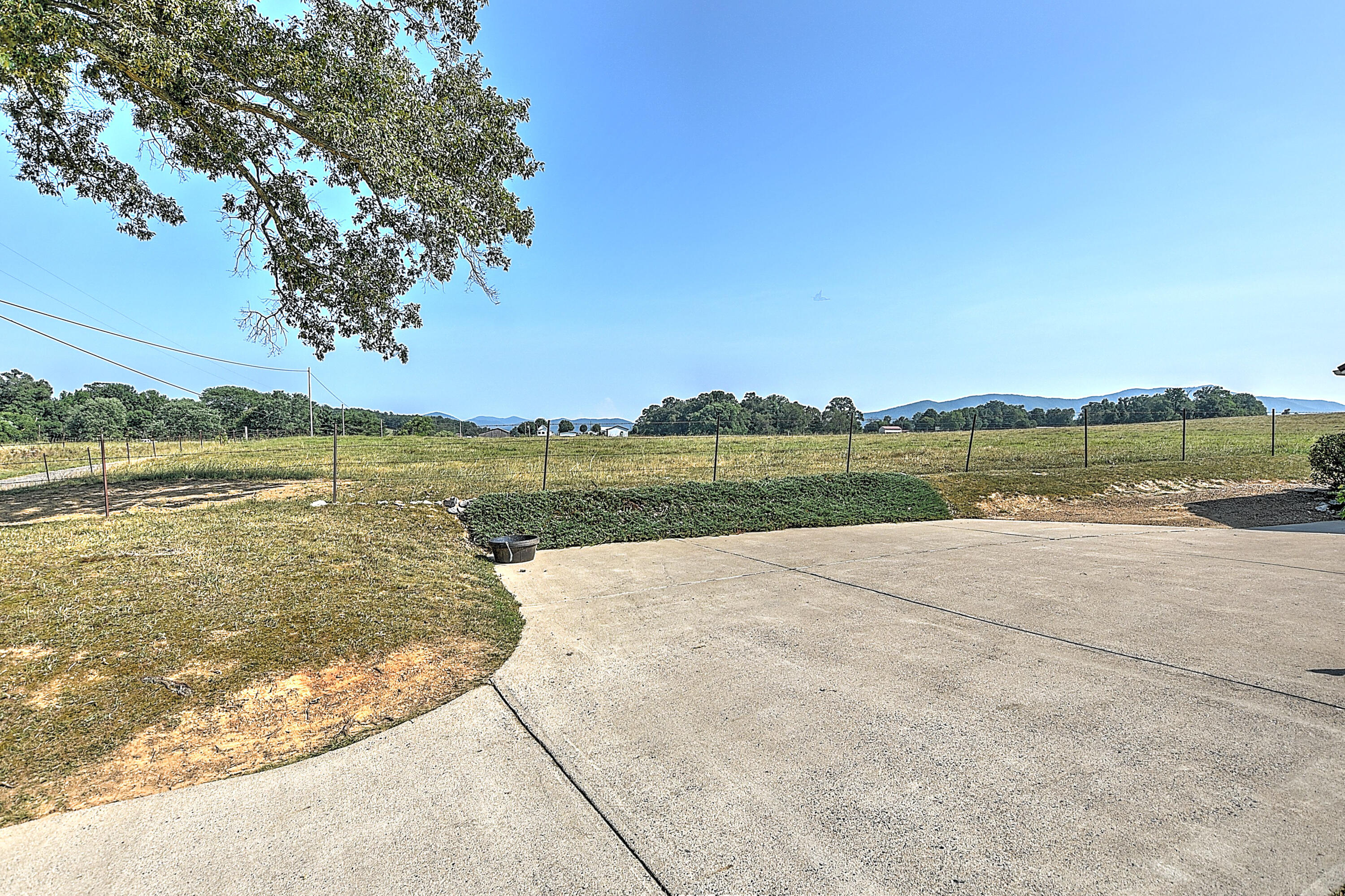 365 River Road Greeneville, TN 37743 - Photo 31 of 51 365 River Road-4