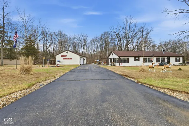 $309,990 | 52 Victory Hill Drive, Coatesville, IN 46121