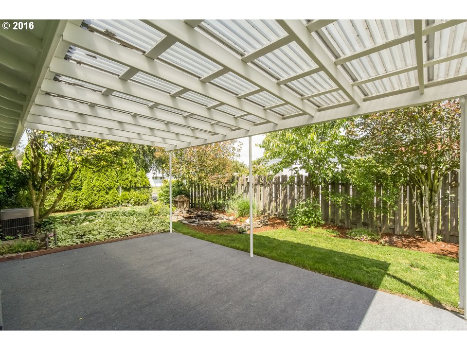 1390 Quinn Road Woodburn, OR 97071 - Photo 18 of 21 Gallery Image 18