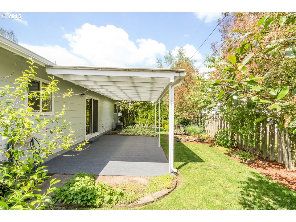 1390 Quinn Road Woodburn, OR 97071 - Photo 21 of 21 Gallery Image 21