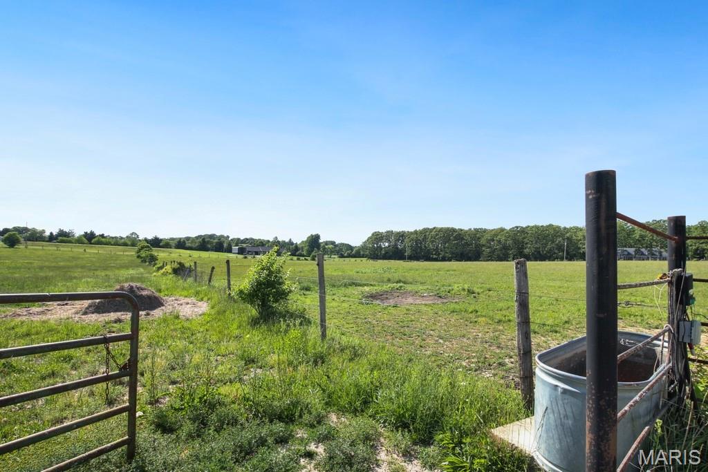 385 Woods Farm Road Sullivan, MO 63080 - Photo 50 of 52
