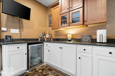 $924,900 | 8840 Bay Breeze Lane, Indianapolis, IN 46236