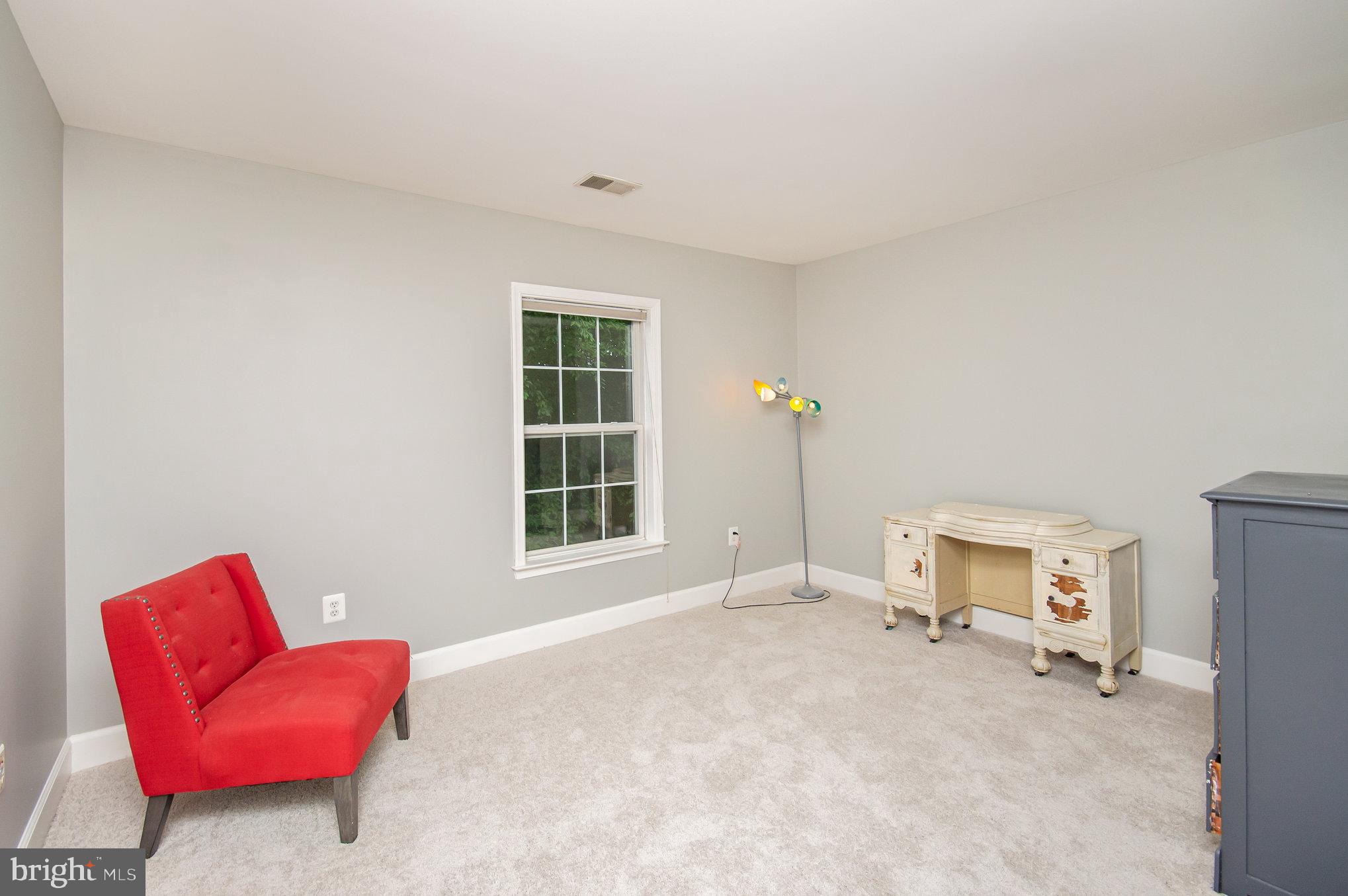 6711 Hunters Ridge Road Manassas, VA 20112 - Photo 26 of 46 Bedroom #2