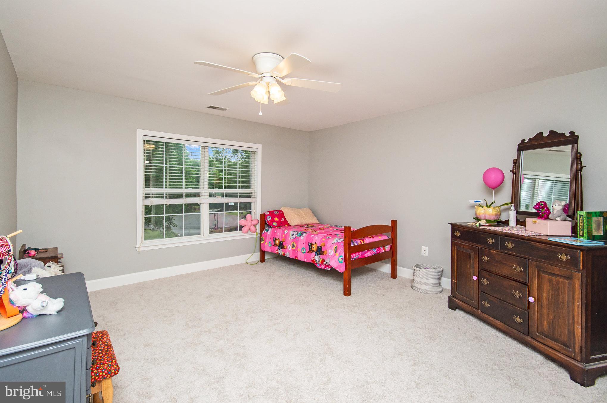 6711 Hunters Ridge Road Manassas, VA 20112 - Photo 28 of 46 Bedroom #4 en-suite