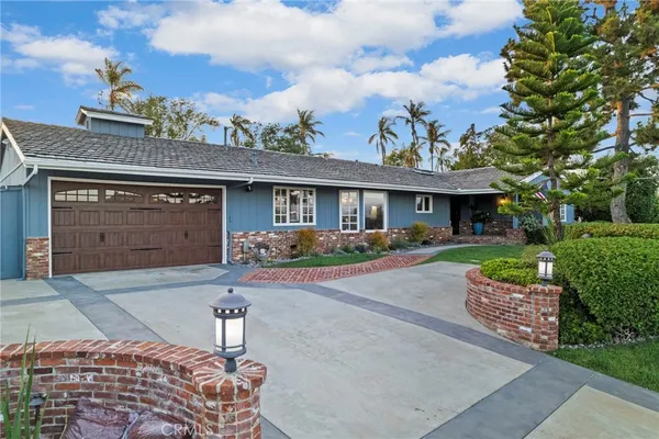 $1,316,180 | 1618 Alapat Drive, Escondido, CA 92027