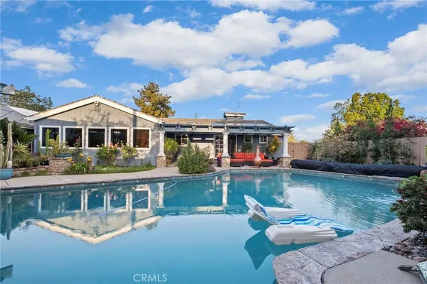 $1,316,180 | 1618 Alapat Drive, Escondido, CA 92027