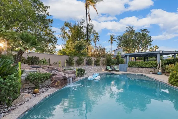 $1,316,180 | 1618 Alapat Drive, Escondido, CA 92027