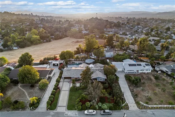 $1,316,180 | 1618 Alapat Drive, Escondido, CA 92027