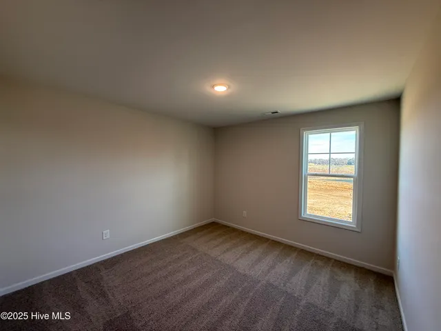 $309,995 | 31 East Emily Gardens Drive, Selma, NC 27576