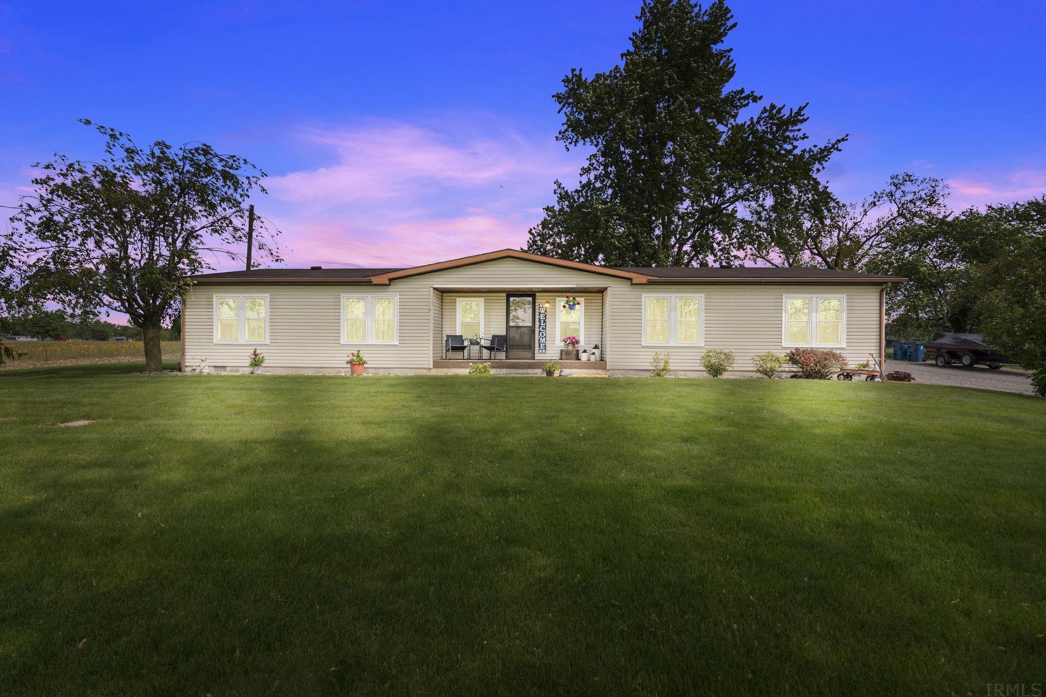 5229 Hoagland Road Fort Wayne, IN 46816 - Photo 1 of 36