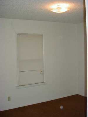 5861 Hampshire Road Corpus Christi, TX 78408 - Photo 5 of 7