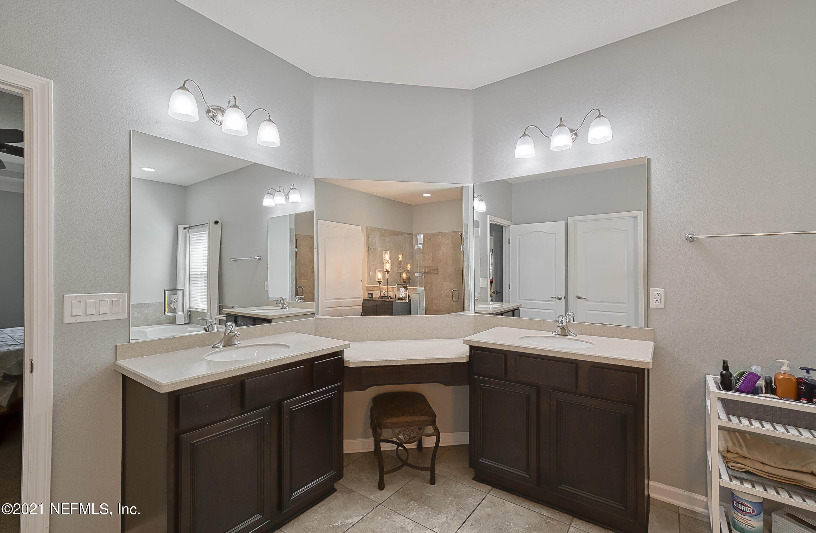 75034 Glen Spring Way Yulee, FL 32097 - Photo 16 of 38 master bathroom