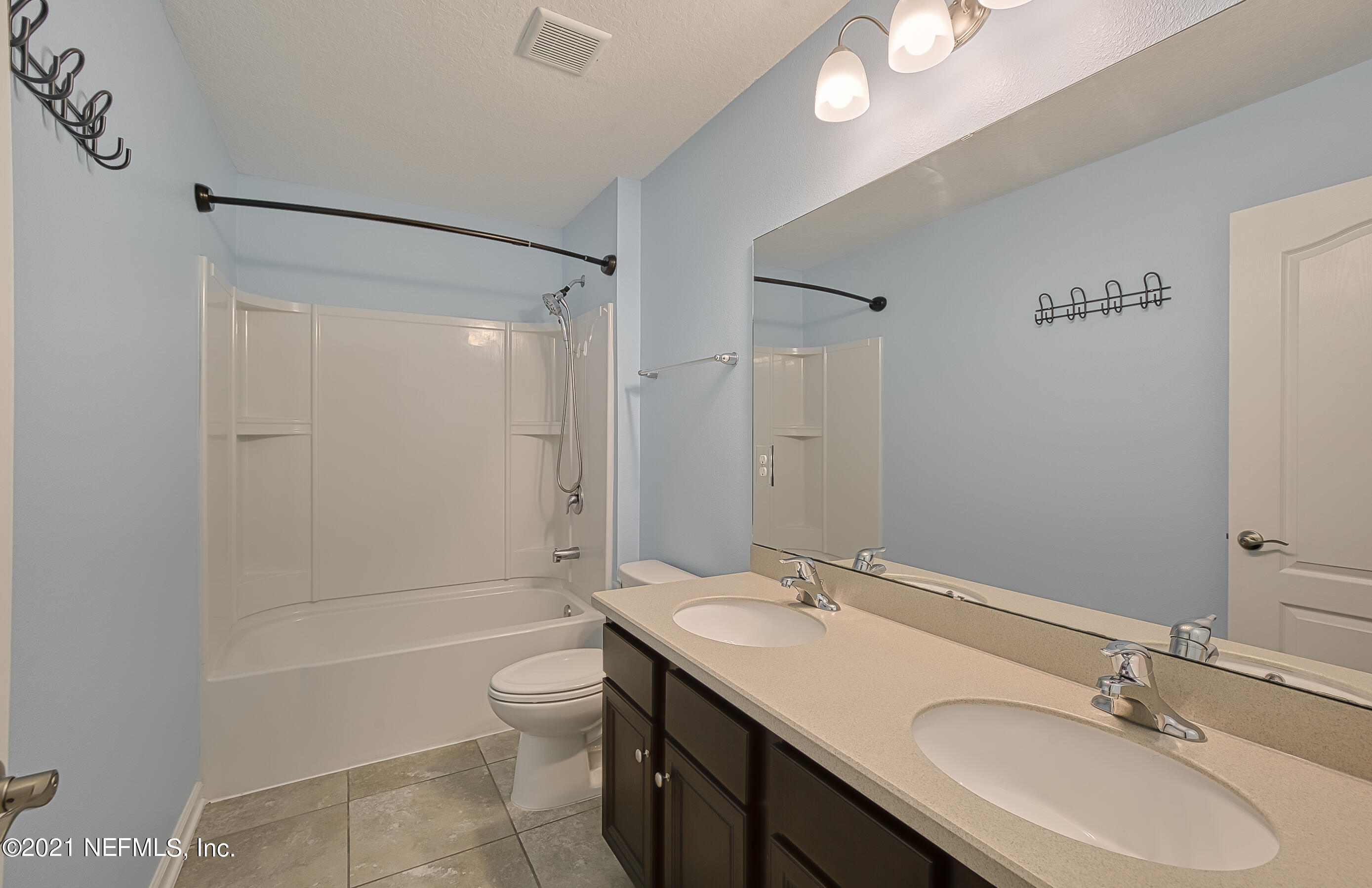 75034 Glen Spring Way Yulee, FL 32097 - Photo 20 of 38 guest bath
