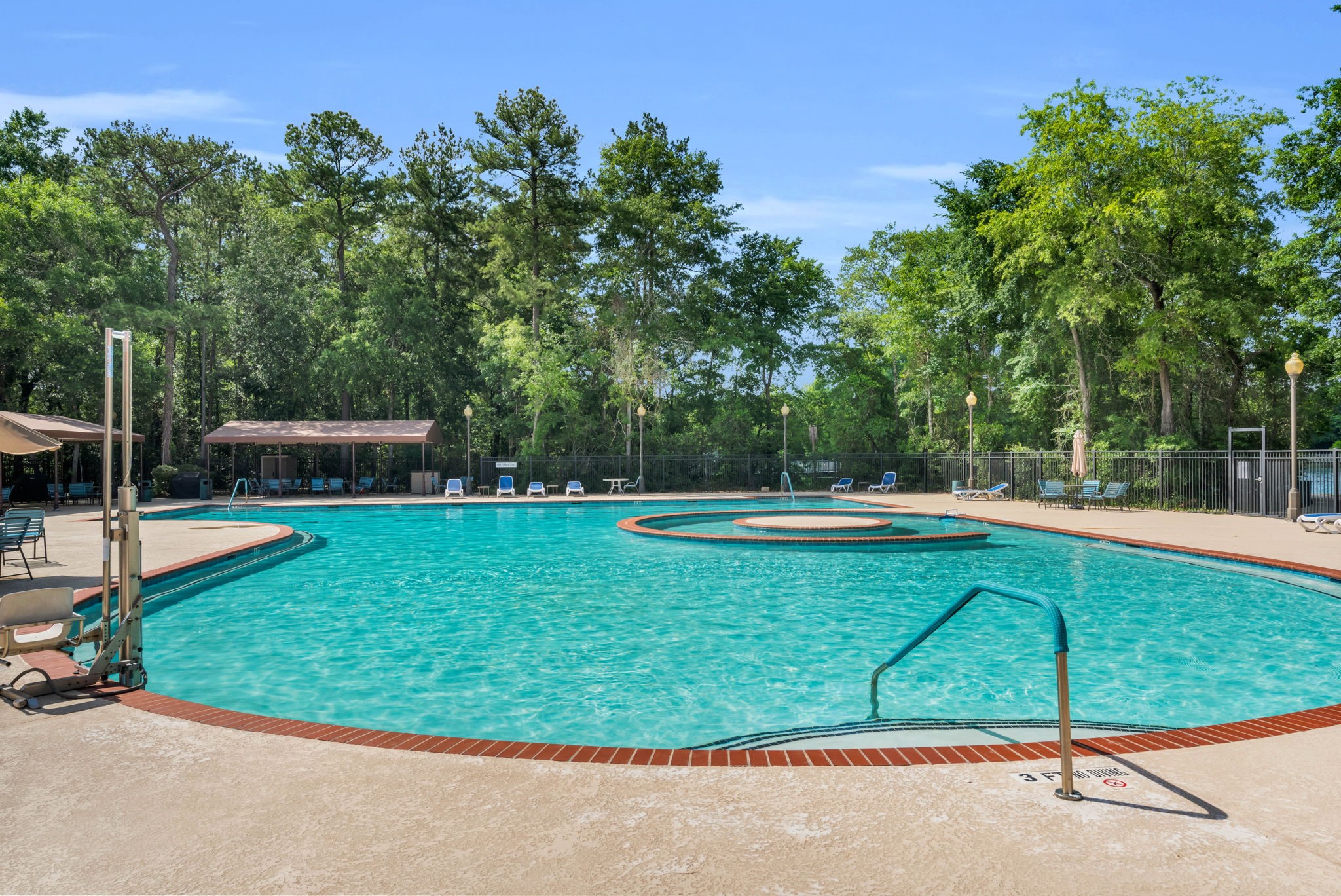 14 Fitzroy Place Conroe, TX 77384 - Photo 46 of 50