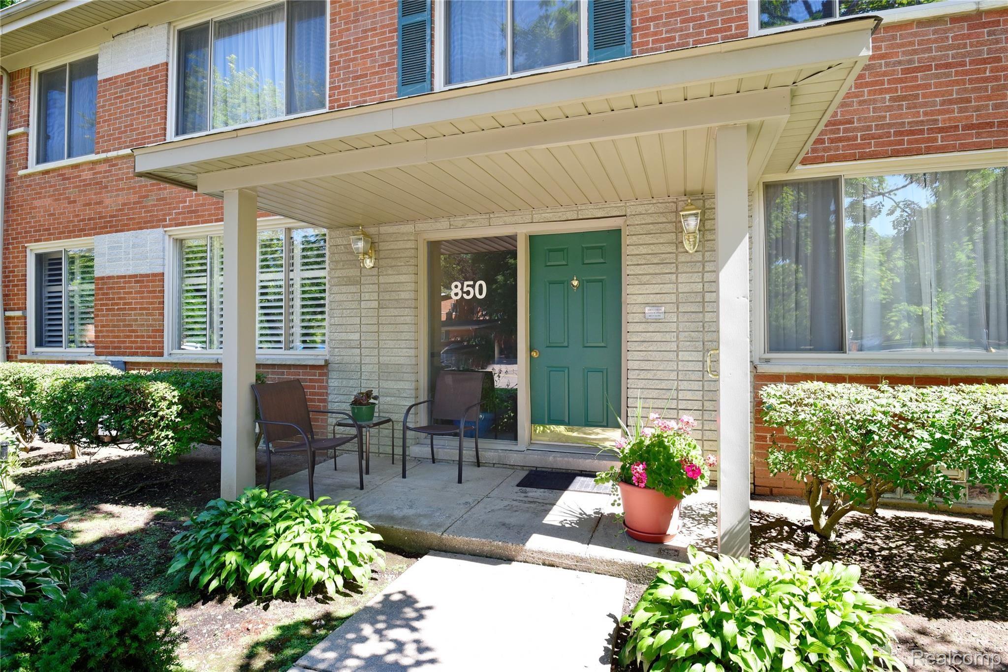 850 Adams Unit 3_14.JPG