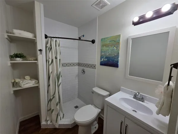 $1,250 | 5422 Pine Avenue, Pasadena, TX 77503