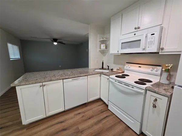 $1,250 | 5422 Pine Avenue, Pasadena, TX 77503