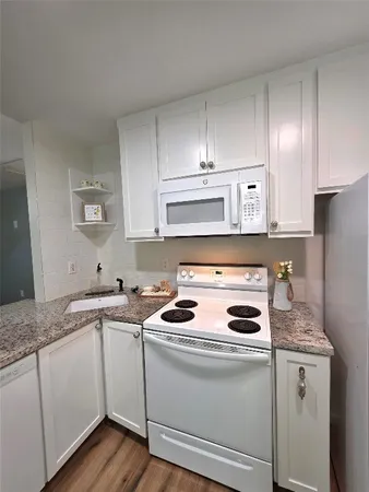 $1,250 | 5422 Pine Avenue, Pasadena, TX 77503