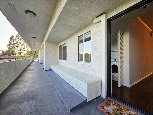 $3,250 | 156 South Oak Knoll Avenue, Unit 209, Pasadena, CA 91101