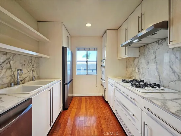 $3,250 | 156 South Oak Knoll Avenue, Unit 209, Pasadena, CA 91101