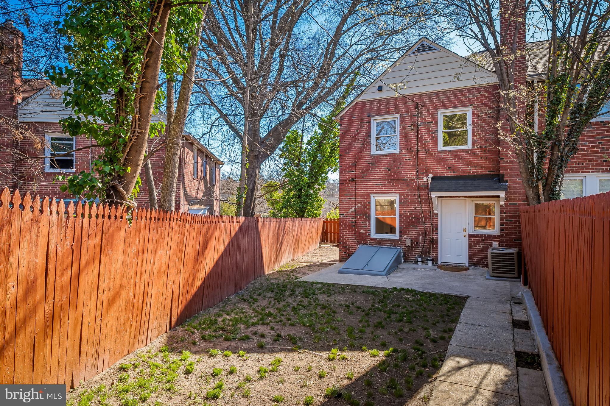 950 North Hill Road Baltimore, MD 21218 - Photo 29 of 36 Rear Yard