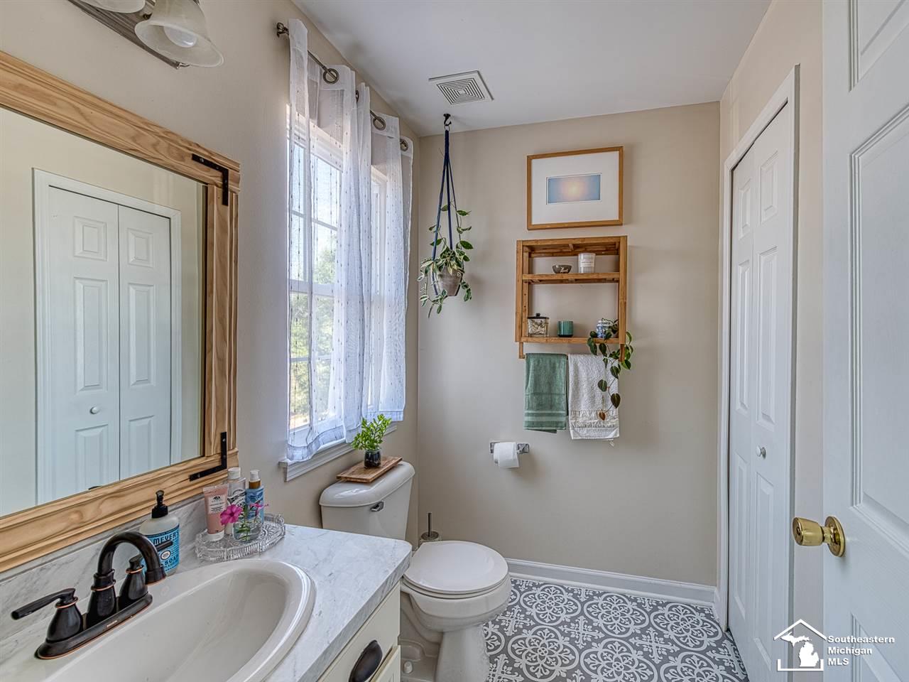 183 Timberbrook Dundee, MI 48131 - Photo 14 of 21 Gallery Image 14