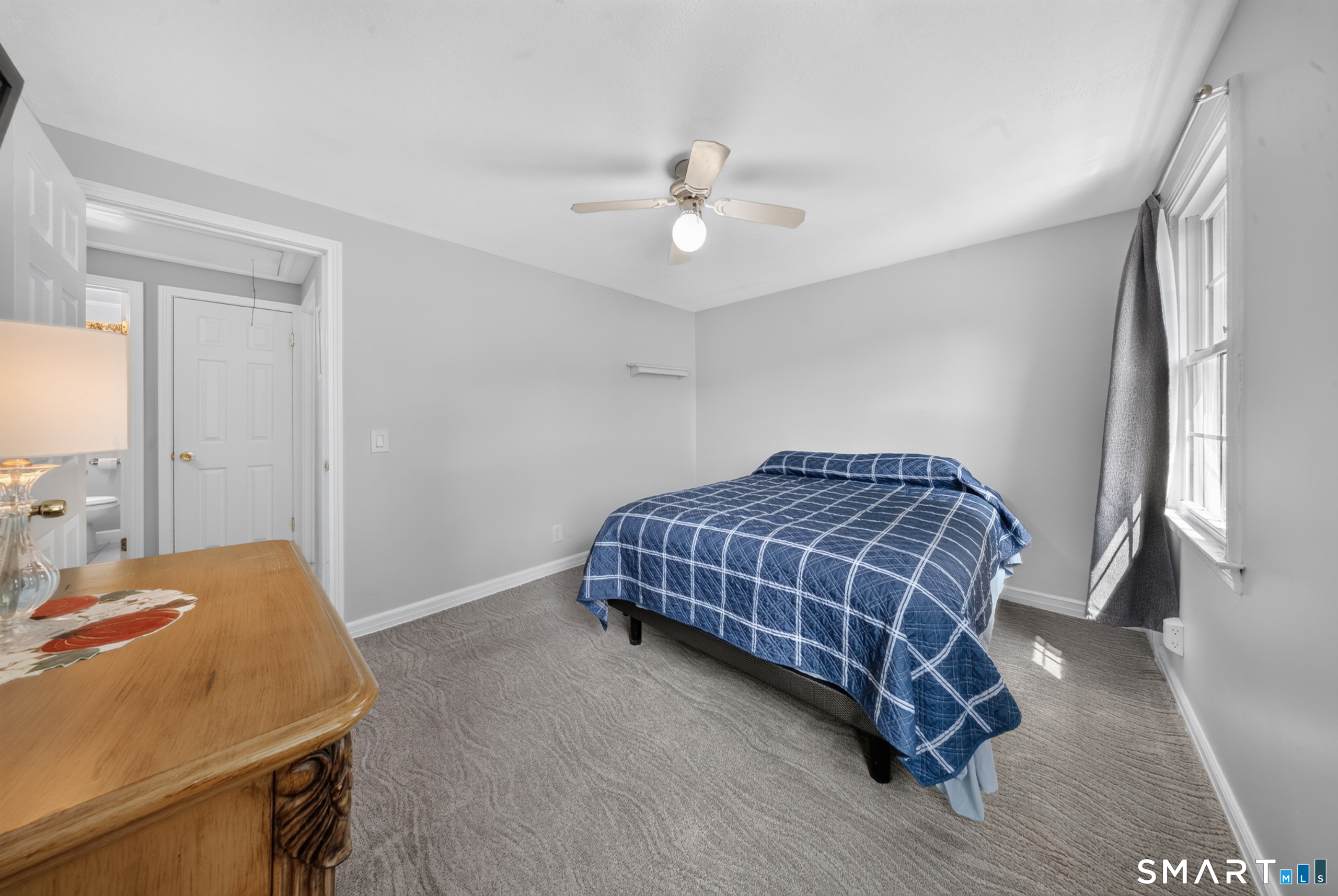 281 Sylvan Knoll Road Stamford, CT 06902 - Photo 12 of 30 Primary bedroom