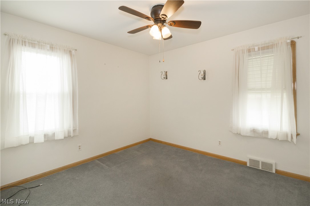 6356 Stanbury Road Parma, OH 44129 - Photo 11 of 23