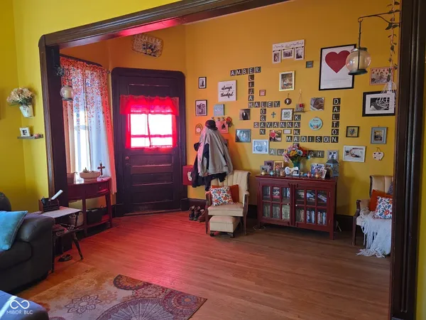 $205,000 | 122 West 5th Street, Rushville, IN 46173