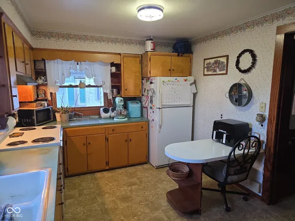 $205,000 | 122 West 5th Street, Rushville, IN 46173