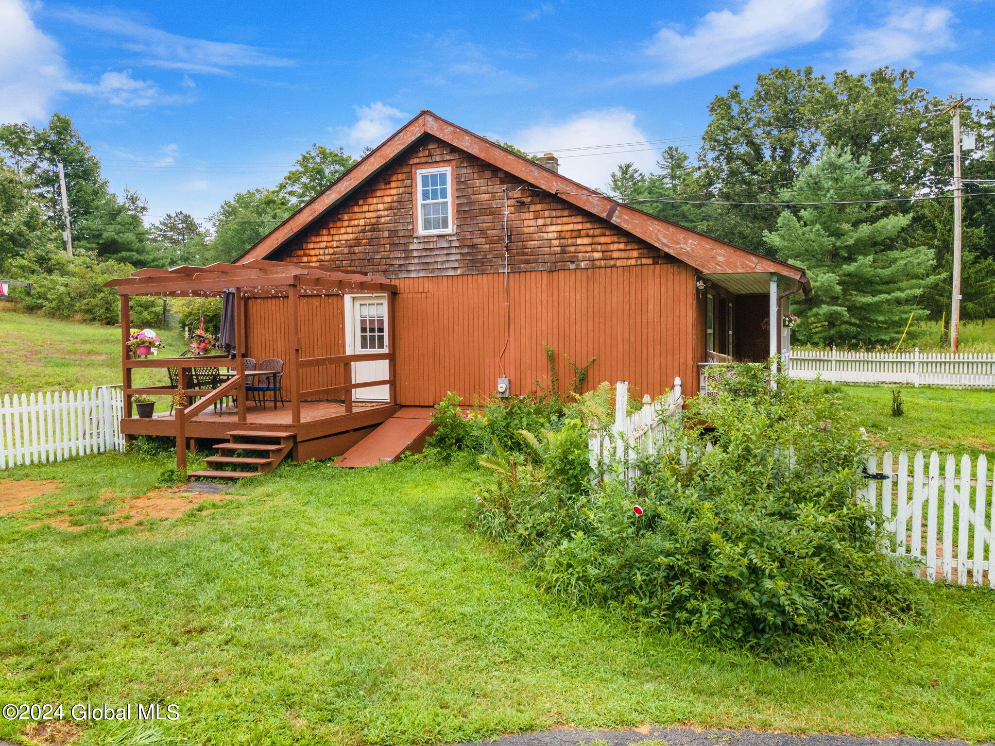 87 Ruggles Road Saratoga Springs, NY 12866 - Photo 25 of 32 29-web-or-mls-87RugglesRd_29