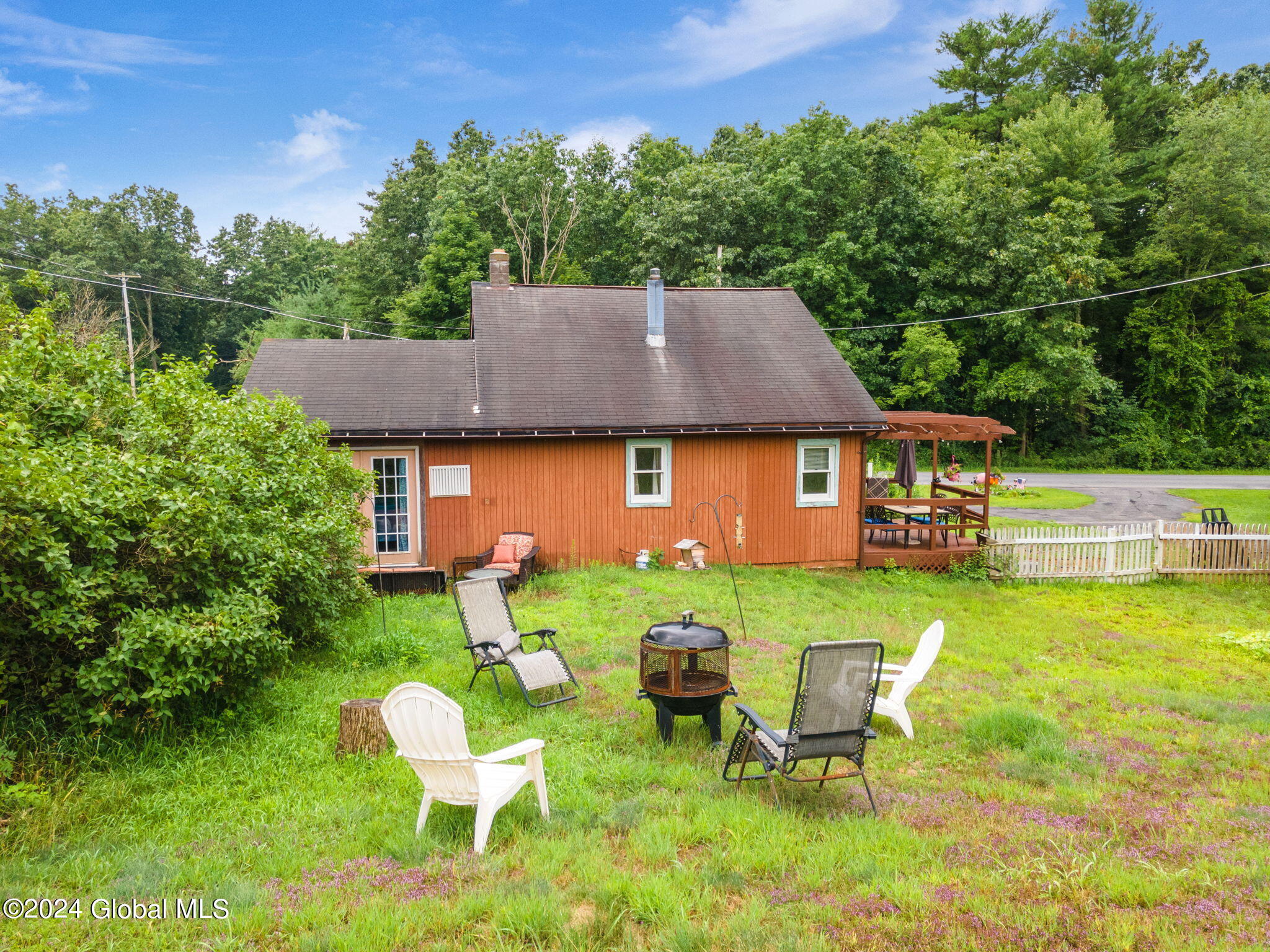 87 Ruggles Road Saratoga Springs, NY 12866 - Photo 27 of 32 31-web-or-mls-87RugglesRd_31