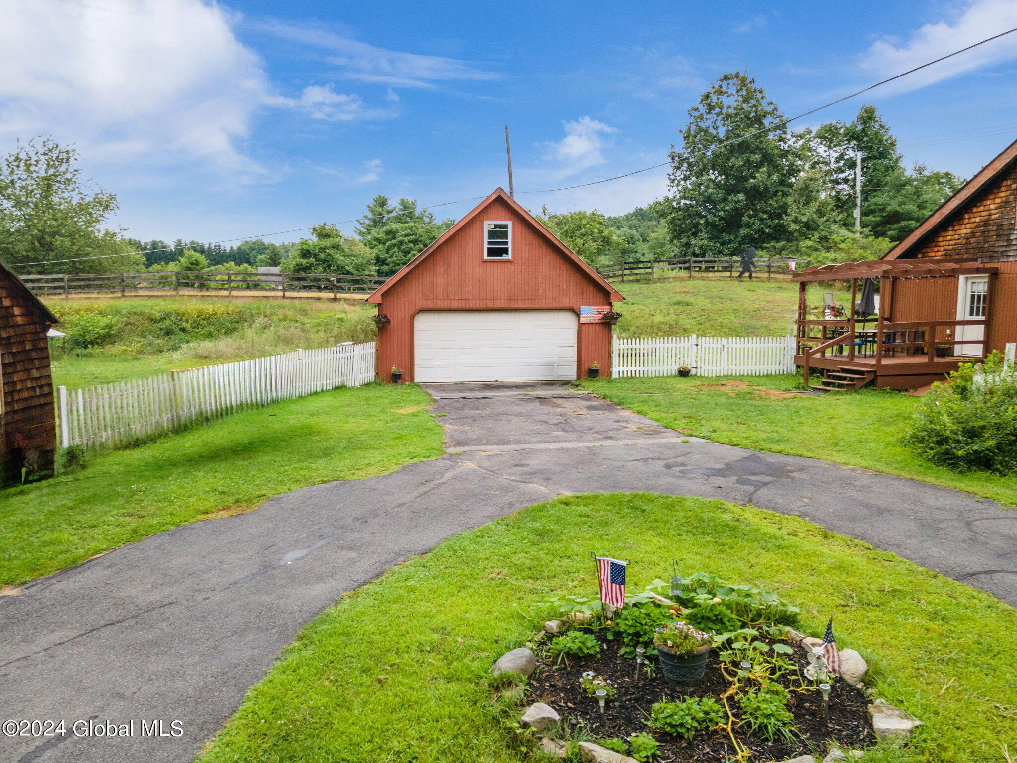 87 Ruggles Road Saratoga Springs, NY 12866 - Photo 28 of 32 33-web-or-mls-87RugglesRd_33