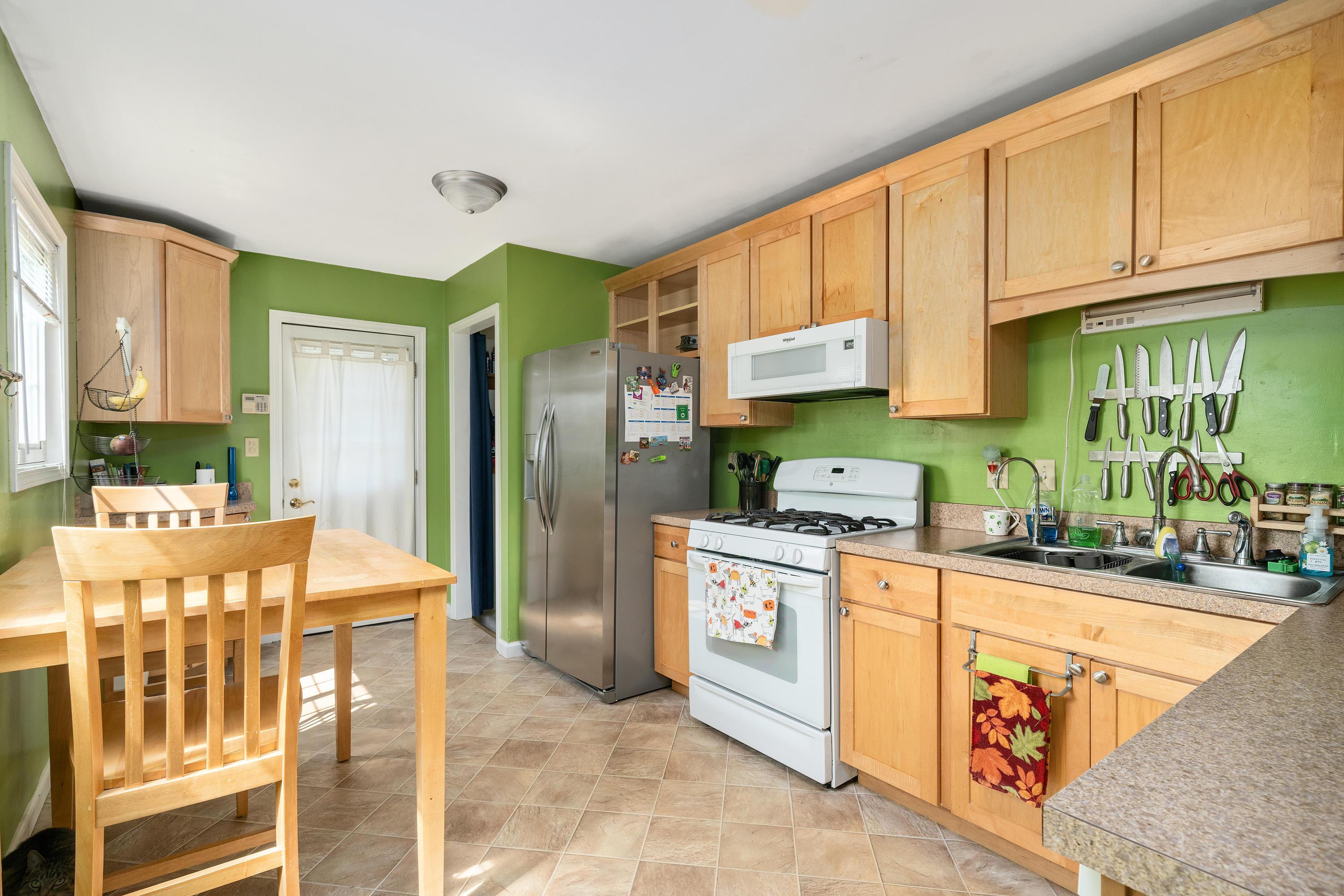 5492 Newport Road Columbus, OH 43232 - Photo 14 of 35 Gallery Image 14