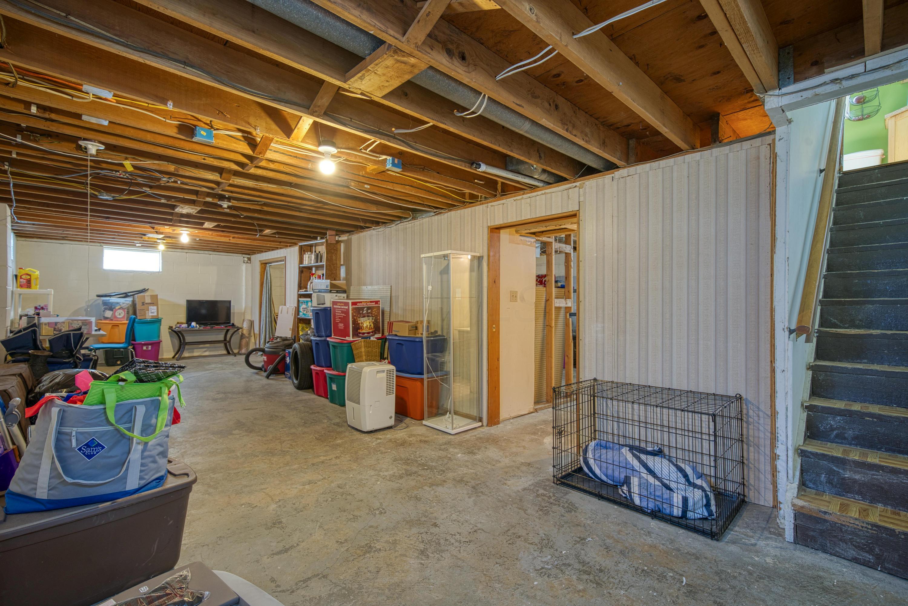 5492 Newport Road Columbus, OH 43232 - Photo 19 of 35 Gallery Image 19
