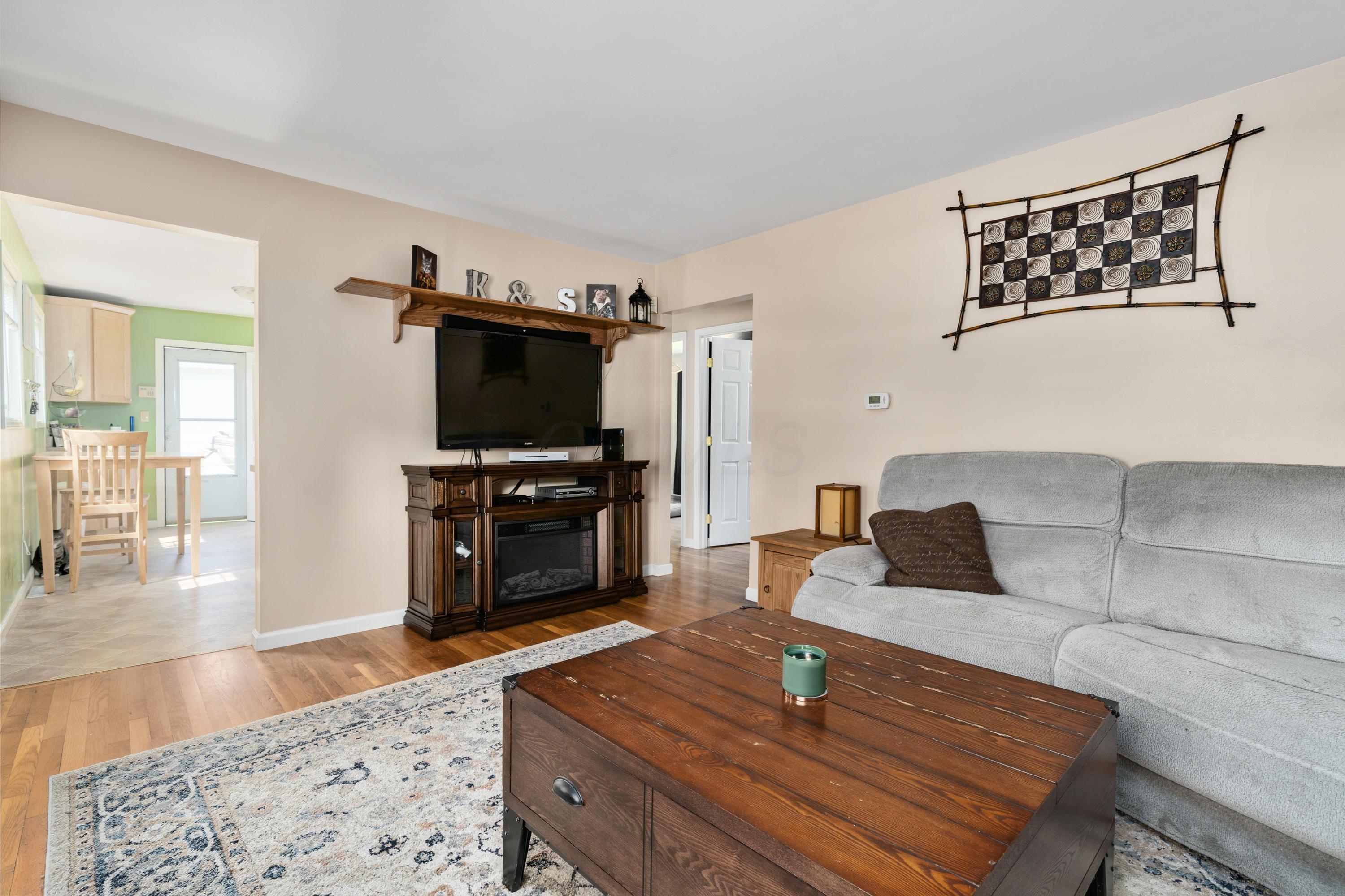 5492 Newport Road Columbus, OH 43232 - Photo 9 of 35 Gallery Image 9