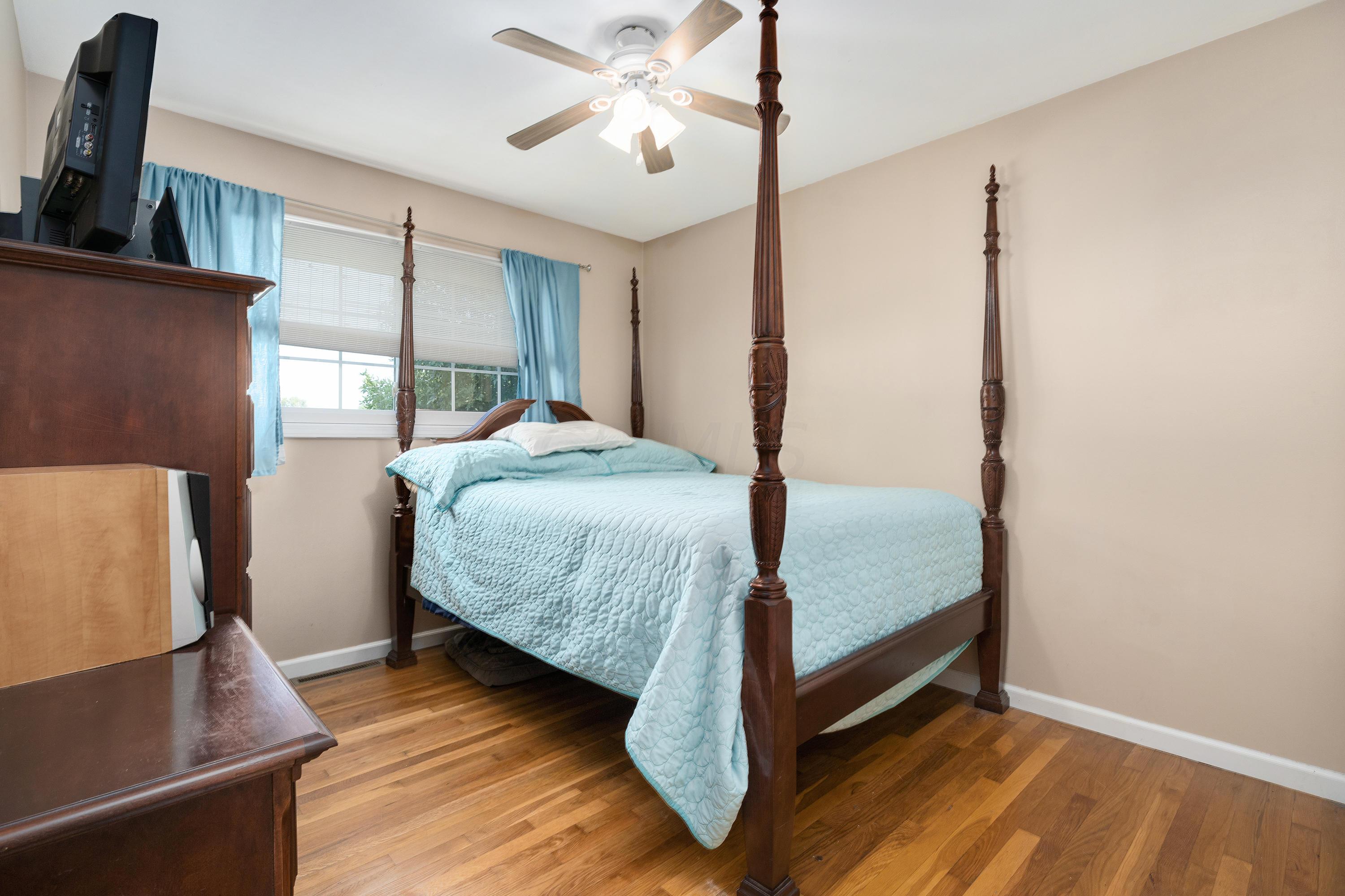 5492 Newport Road Columbus, OH 43232 - Photo 10 of 35 Gallery Image 10