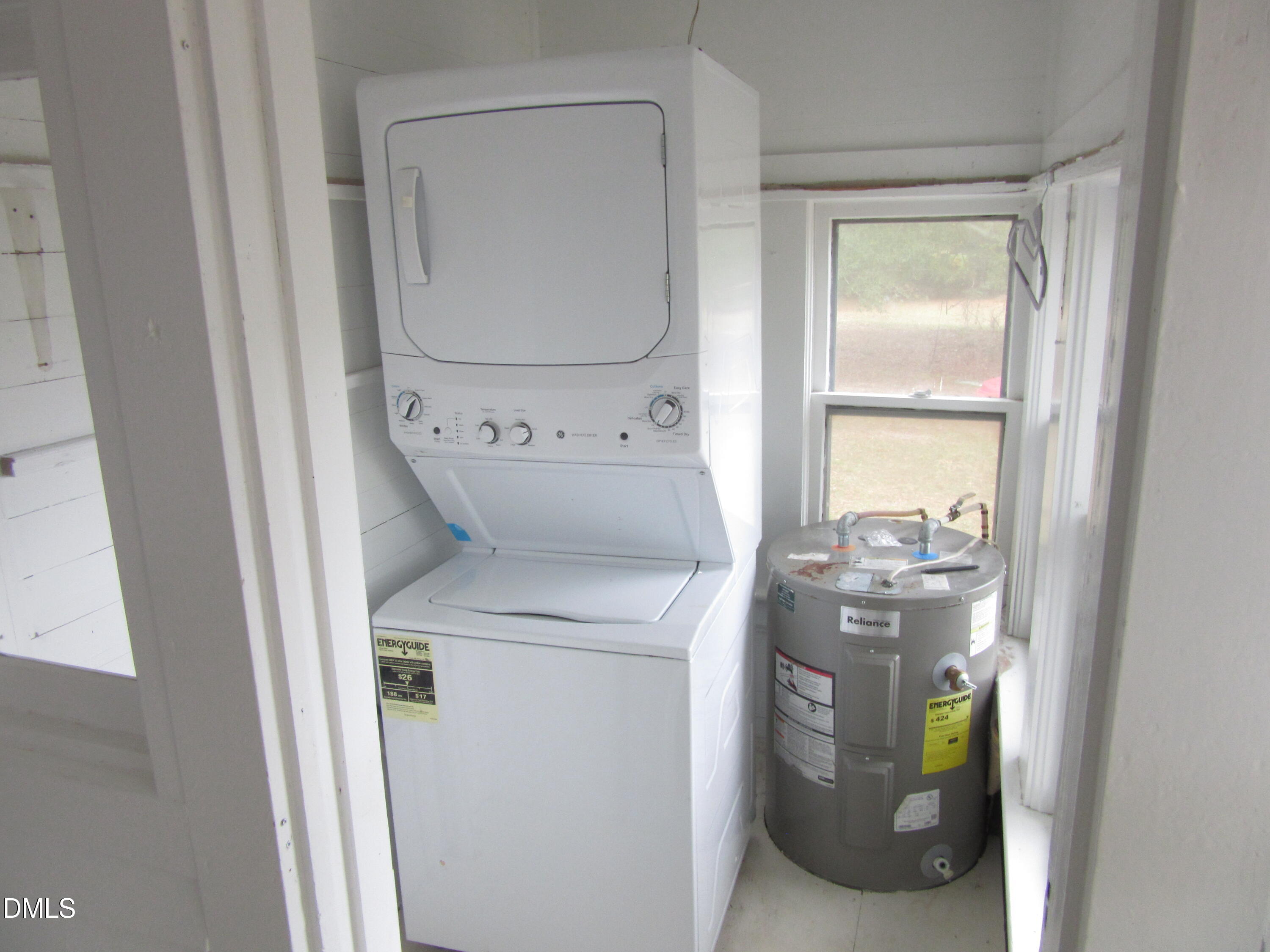 545 Main Street Bunn, NC 27508 - Photo 10 of 13 a utility room with dryer and washer