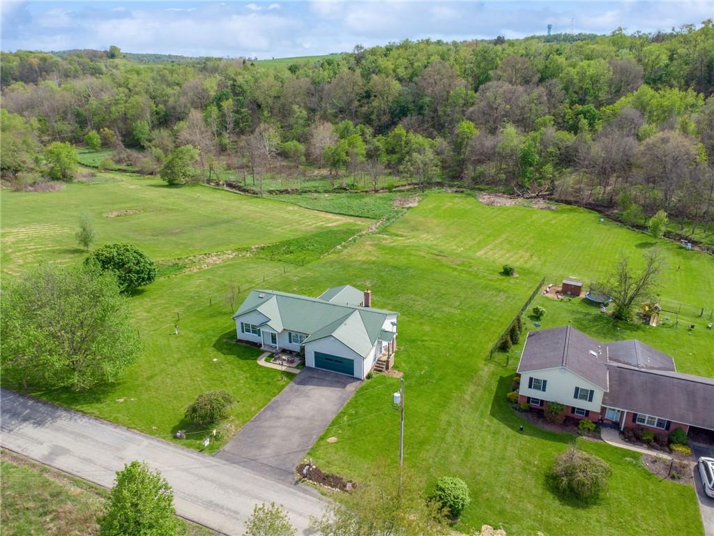 115 Pigeon Creek Road Eighty Four, PA 15330 - Photo 2 of 35