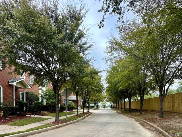 $282,900 | 9932 Smithfield Court, Baton Rouge, LA 70810