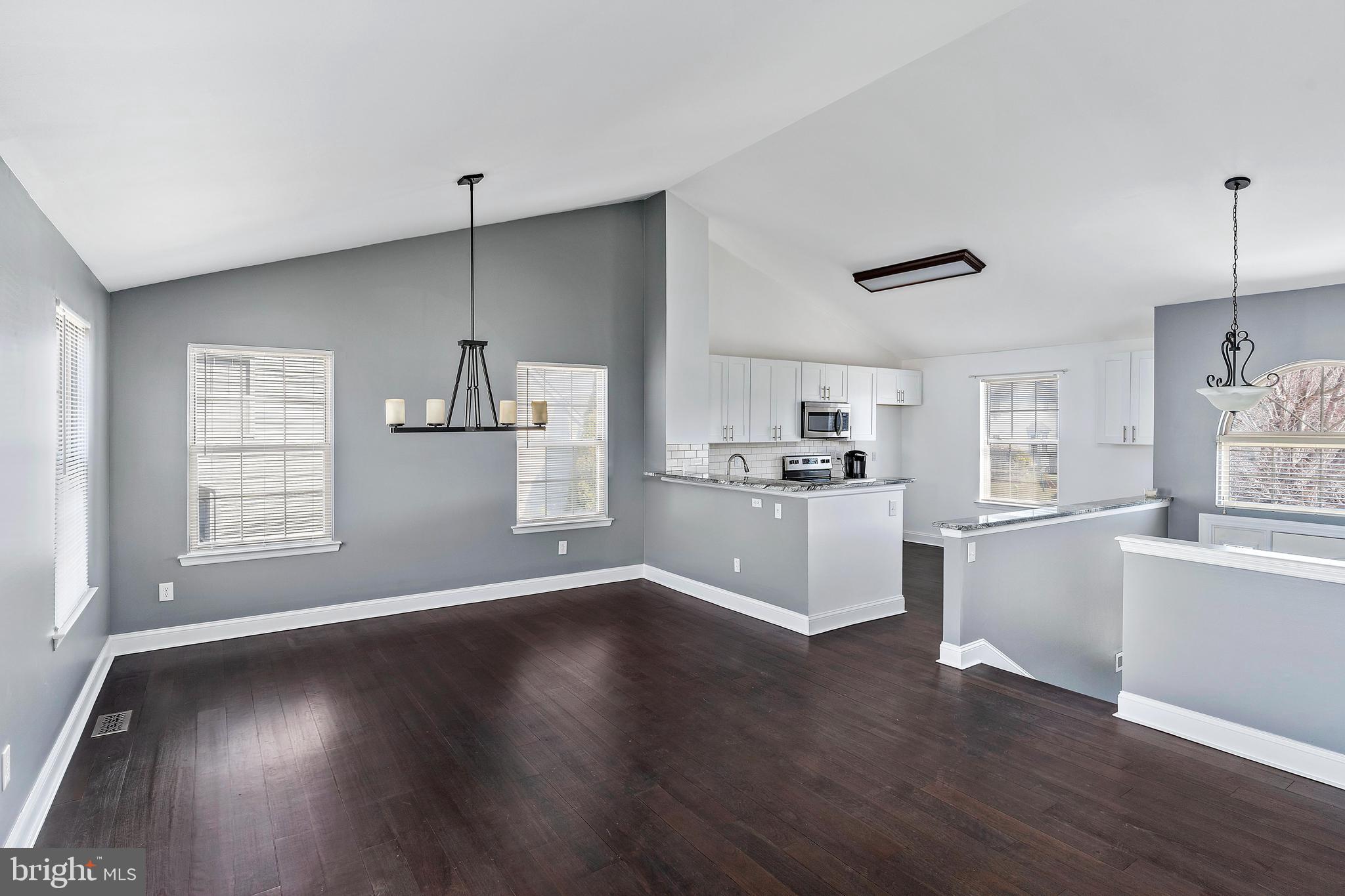 65 Springcress Drive Delran, NJ 08075 - Photo 5 of 27