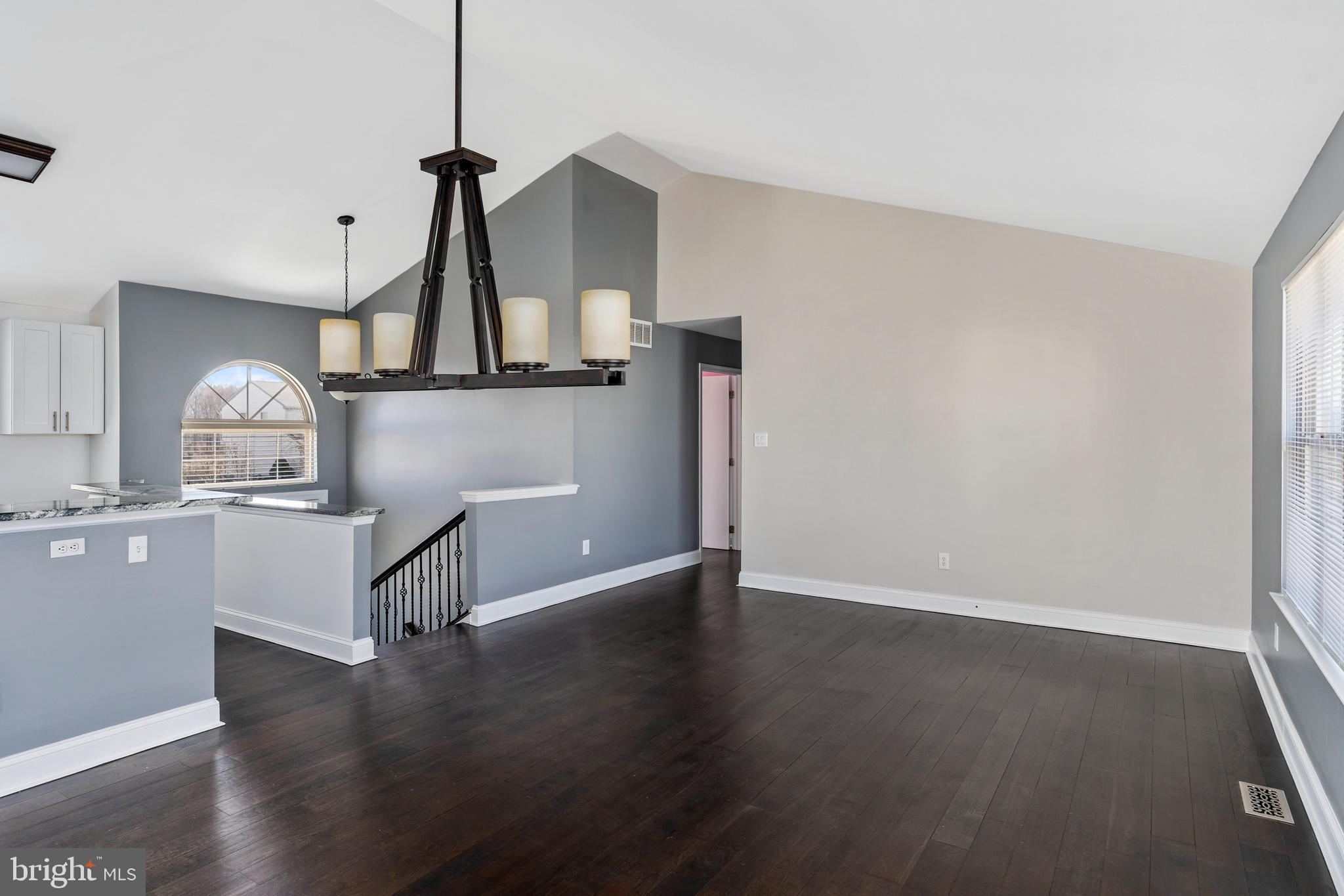 65 Springcress Drive Delran, NJ 08075 - Photo 6 of 27