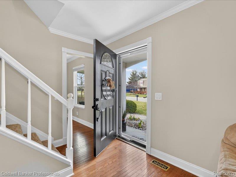 6091 Rocking Chair Road Grand Blanc, MI 48439 - Photo 6 of 51 Gallery Image 6