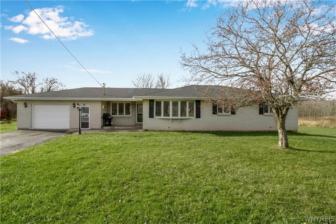 4216 Purdy Road Lockport Town, NY 14094 - Photo 1 of 1