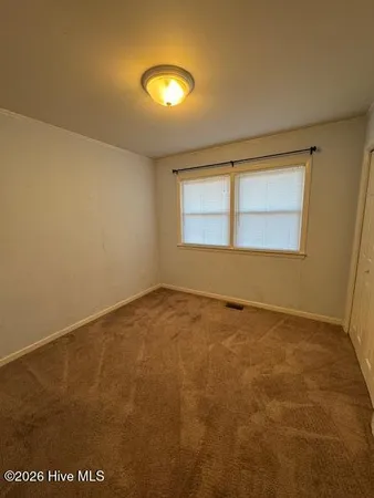 $1,950 | 814 Piner Road, Wilmington, NC 28409