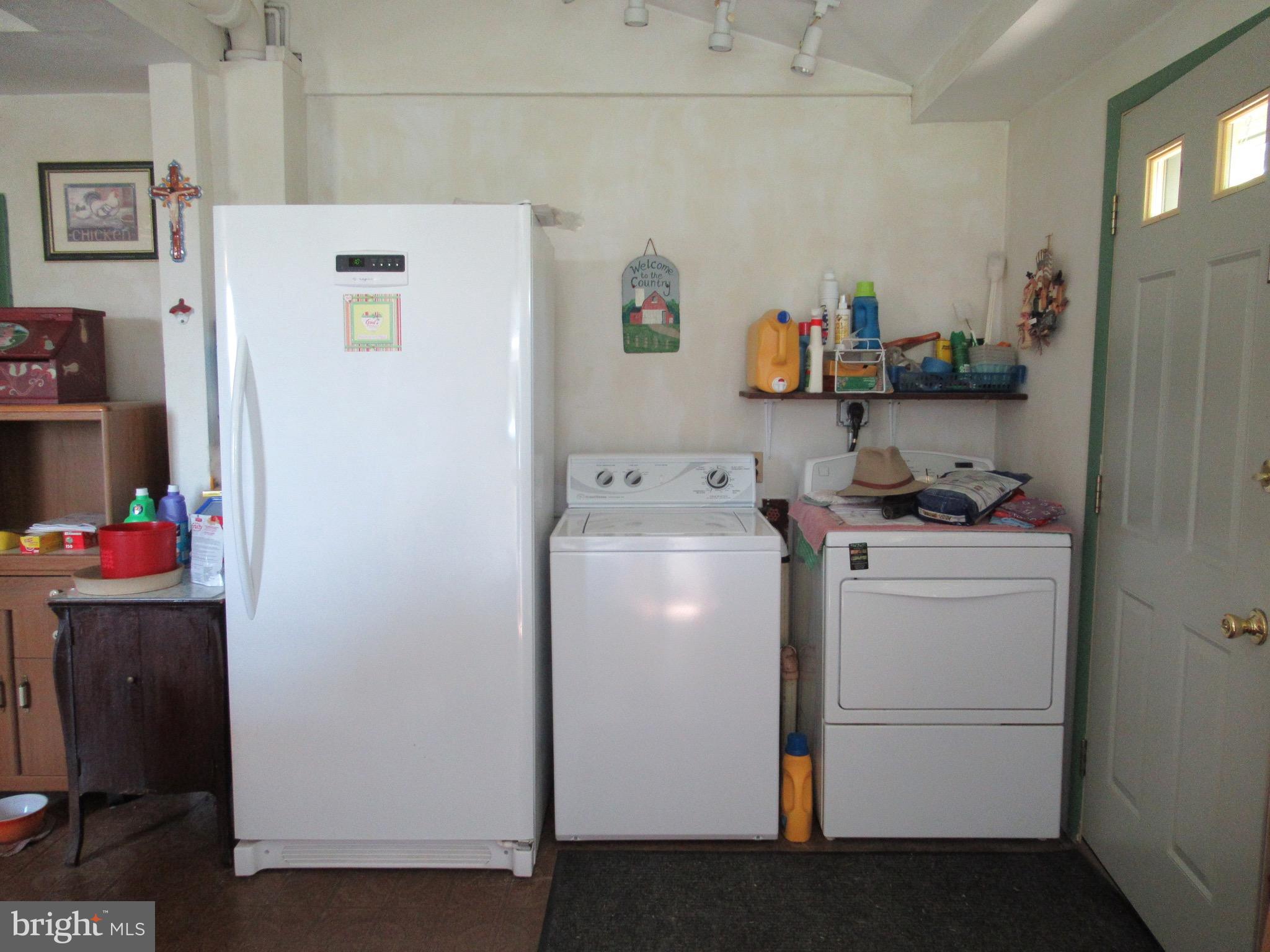 304 Pleasant Grove Road Conowingo, MD 21918 - Photo 17 of 29 Interior (General)